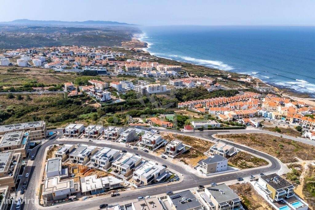 Moradia T4 de Luxo com Vista Mar: O Seu Refúgio Na Ericeira!-22
