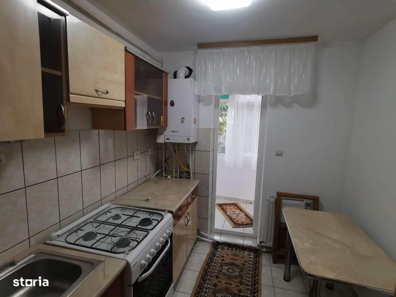 Apartament 2 camere zona Uvertura Mall etaj 1-5