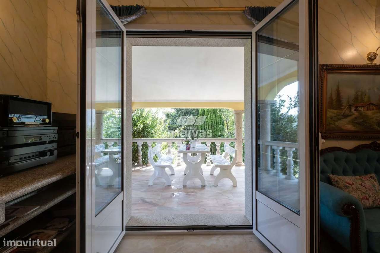 Moradia isolada T5-14