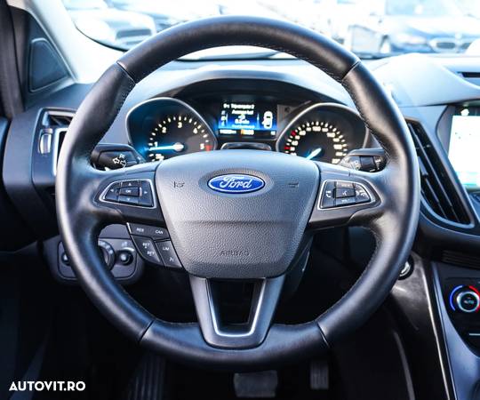 Ford Kuga 2.0 TDCi 4WD Powershift Titanium - 19