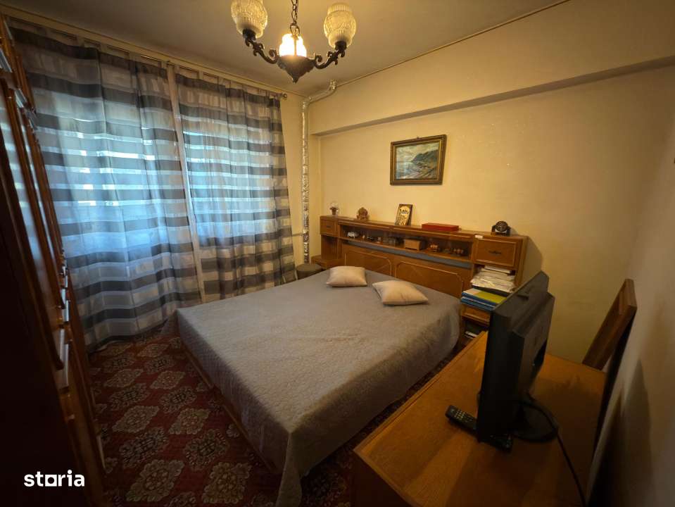 Apartament 3 camere decomandat, 66,8mp, Calea Bucuresti, zona Mall Ele - Imagine principală: 5/12