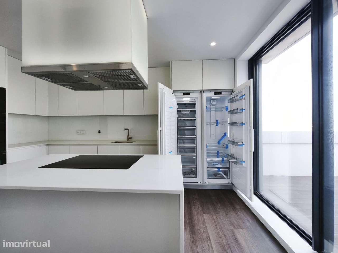 Apartamento T4 Novo (com Terraço e Centro Cidade)-12