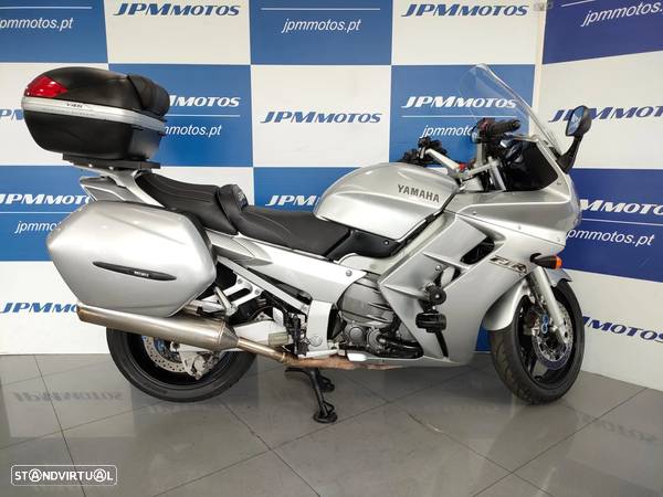 Yamaha FJR 1300 - 4