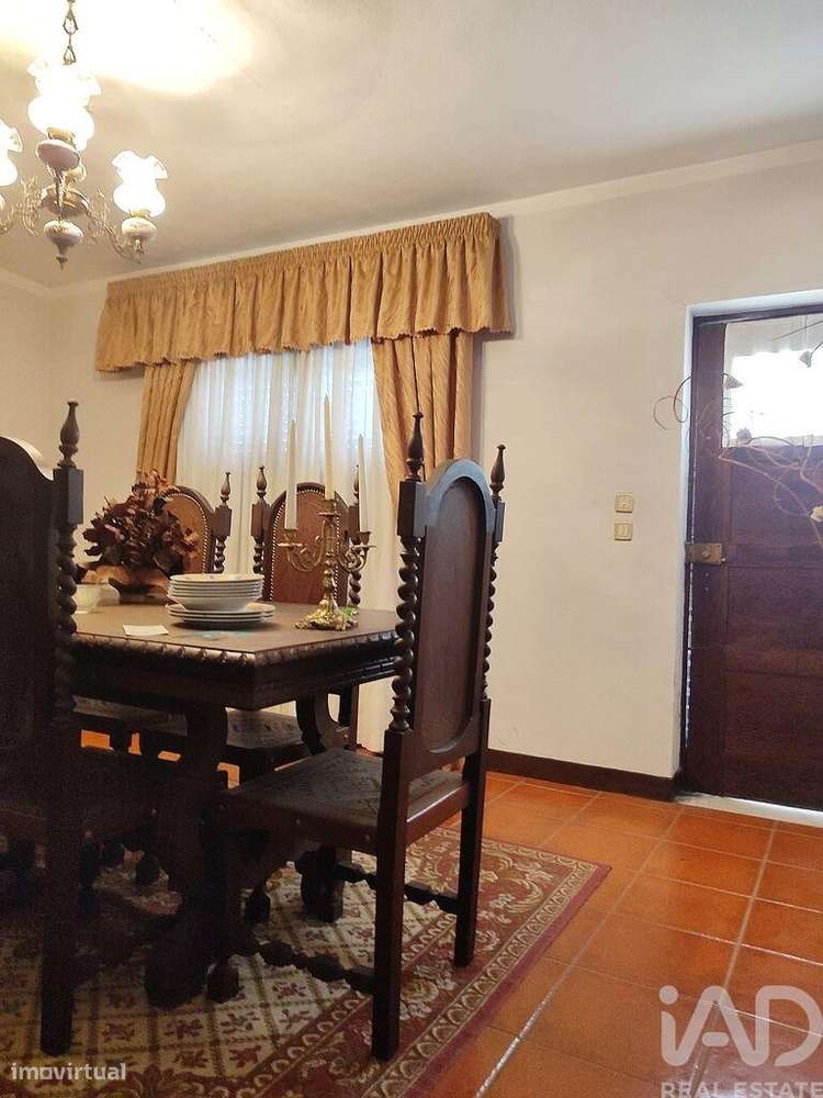 Moradia bi-familiar T3 em Oliveira do Hospital e São Paio de Gramaços - Grande imagem: 4/6