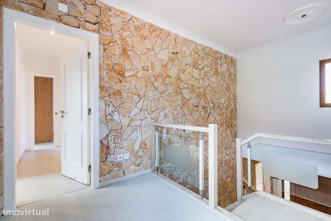 Moradia T4 renovada | Piscina Aquecida - Parceiros-33