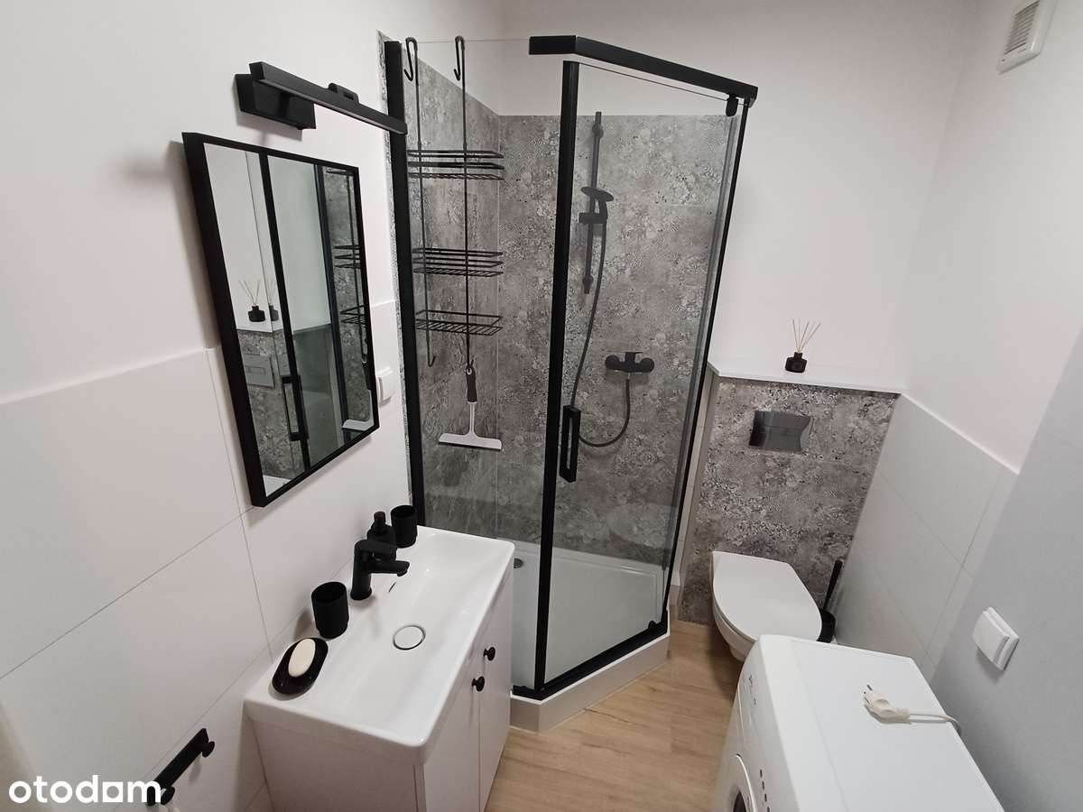 Dwupokojowe mieszkanie z balkonem, po generalnym remoncie-5