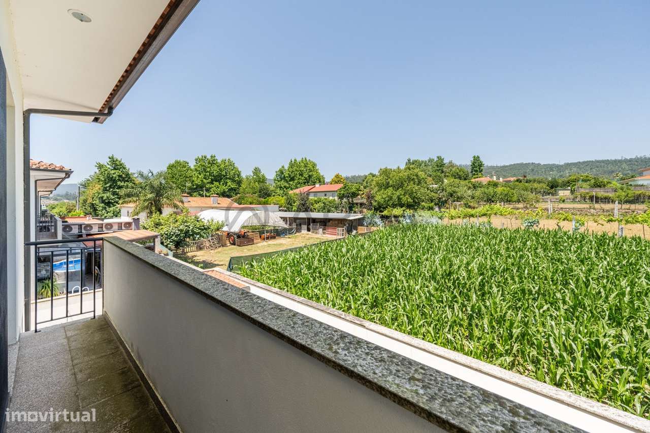 Moradia Geminada T3 em Alvito (S. Martinho), Barcelos-9