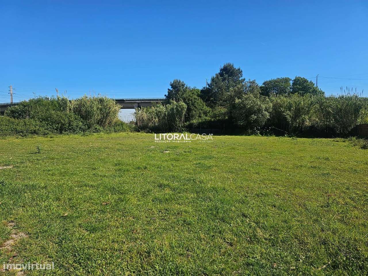 Terreno para construção - Grande imagem: 2/9