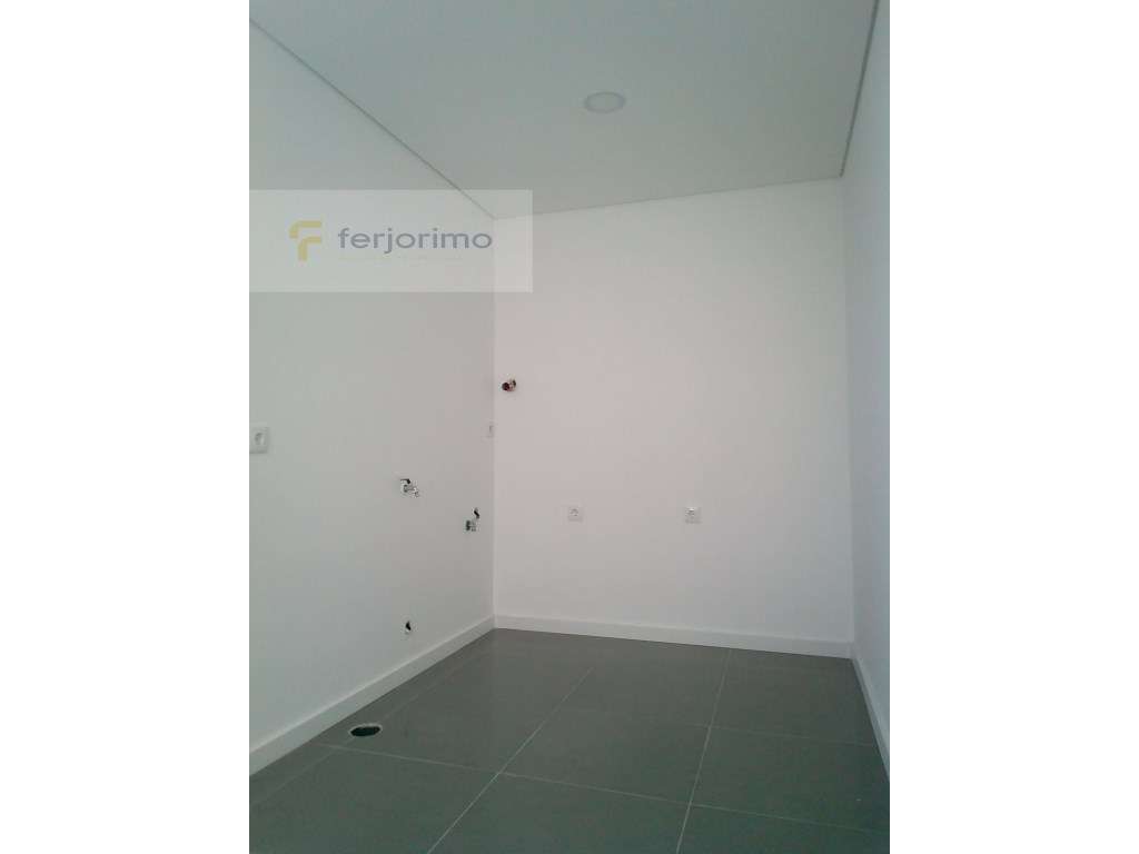 APARTAMENTOS T3 - CENTRO DA CIDADE - EM CONSTRUÇÃO 

IMAGENS ILUS...-8