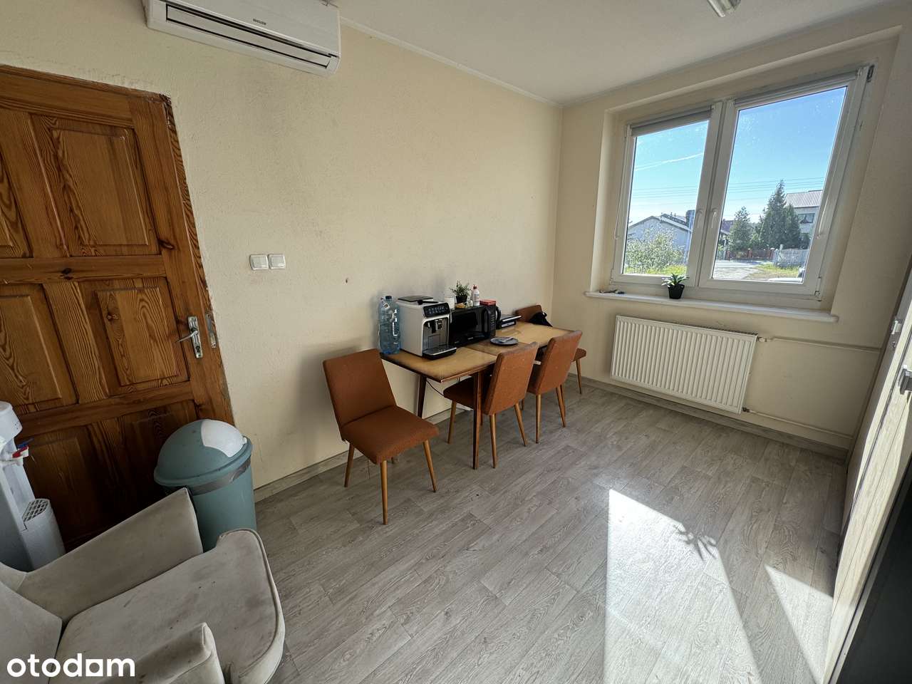 Barnów - hala magazynowo-produkcyjna plus biuro i duży teren-5