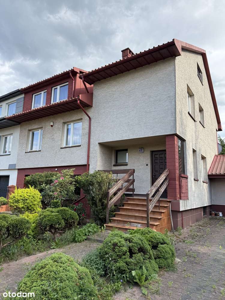 Dom 139 m², działka 1194 m², 2 garaże – Piaski/Henryków