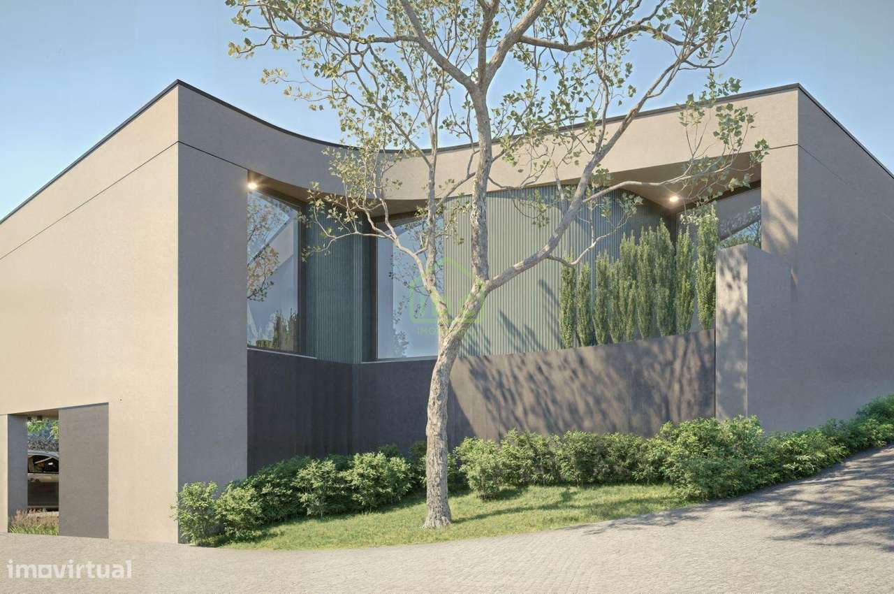 MORADIA DE LUXO T3 COM PISCINA + MORADIA T1 INDEPENDENTE-4