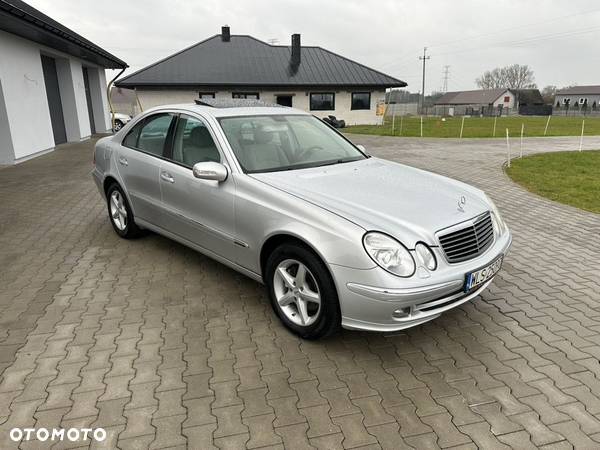 Mercedes-Benz Klasa E 220 CDI T Elegance - 12