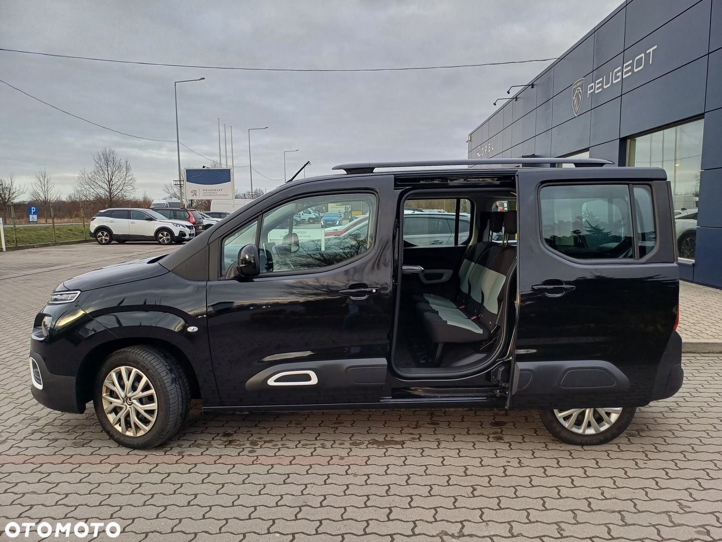 Citroën Berlingo M 1.2 PureTech Feel S&S - 10