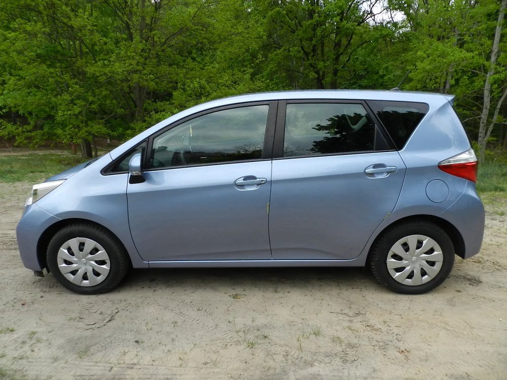 Toyota Verso-S 2011