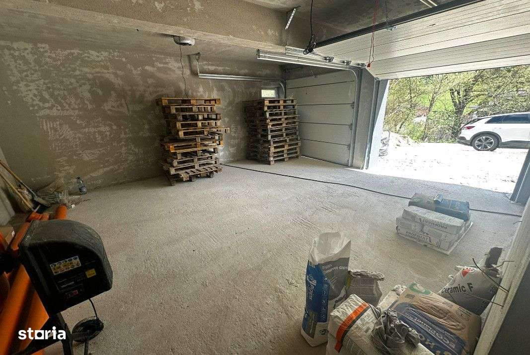 Duplex semifinisat 4 camere, 2 garaje,161 mp,teren liber 280 mp, Tauti-10