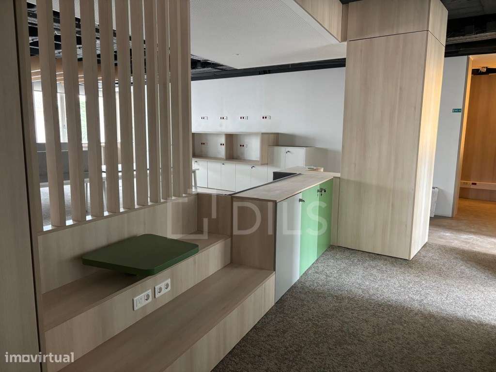 Escritório para arrendamento na Av. da Boavista - Grande imagem: 4/13