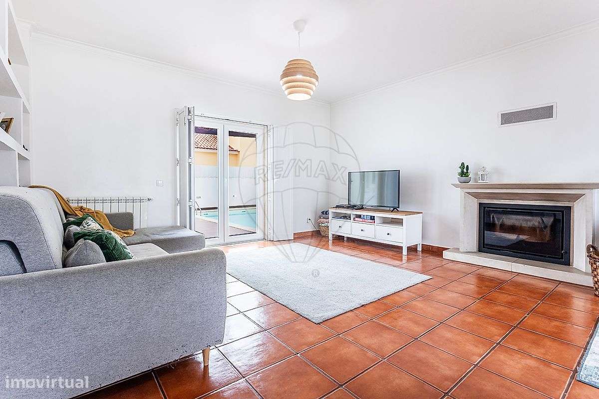 Moradia T4 para venda-5