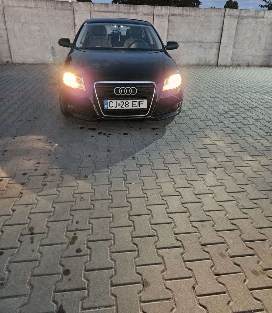 Audi A3 8P [2003 - 2013] 1.6 TDI DPF Ambiente 2011