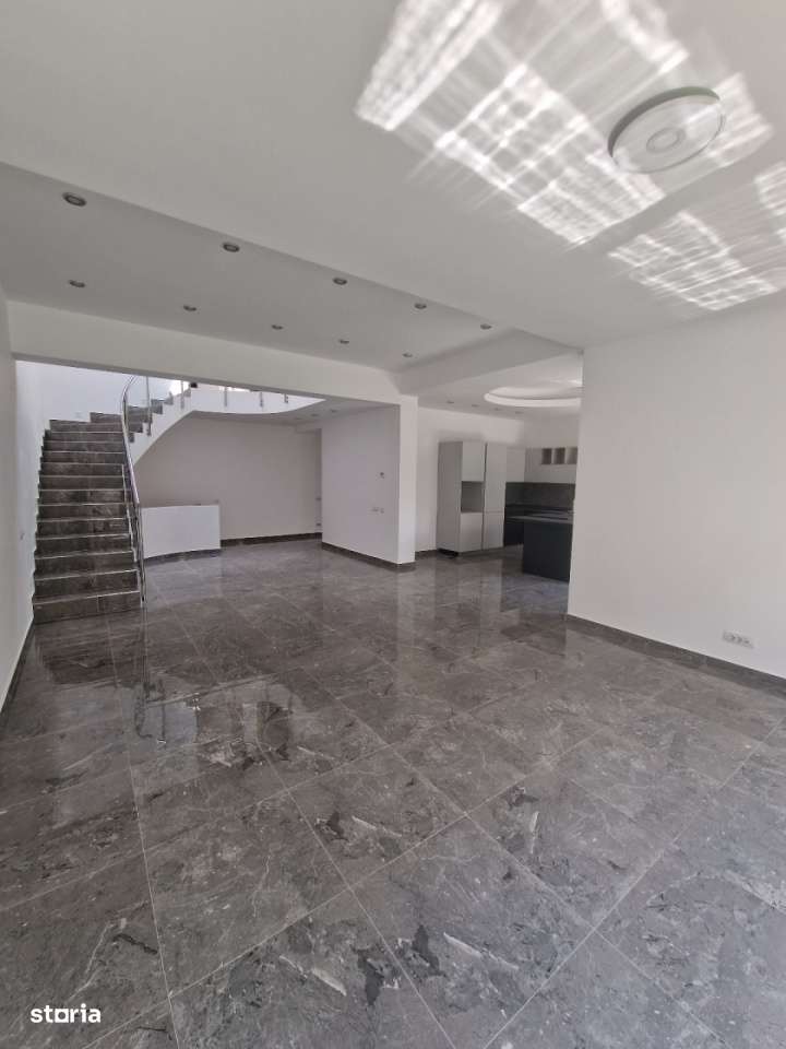 IANCU NICOLAE | BRITISH SCHOOL  | VILA CU PISCINA DISPONIBILA LA INCHI - Imagine principală: 5/19