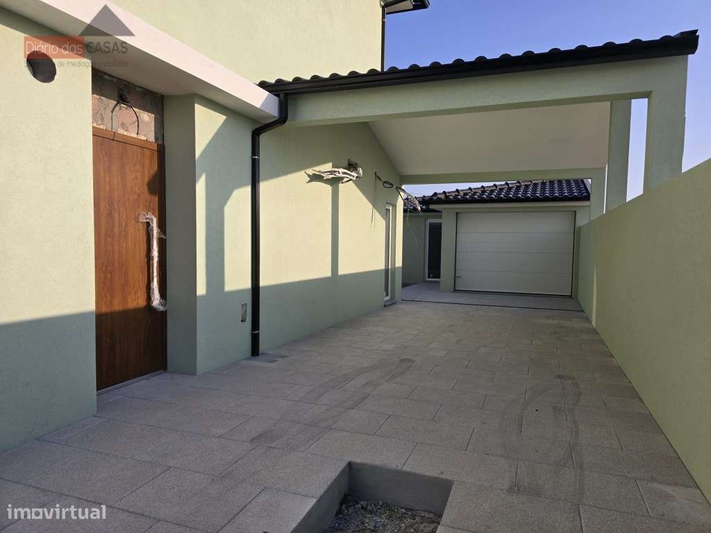 Moradia geminada T4 em Aveiro - Gafanha do Carmo-8