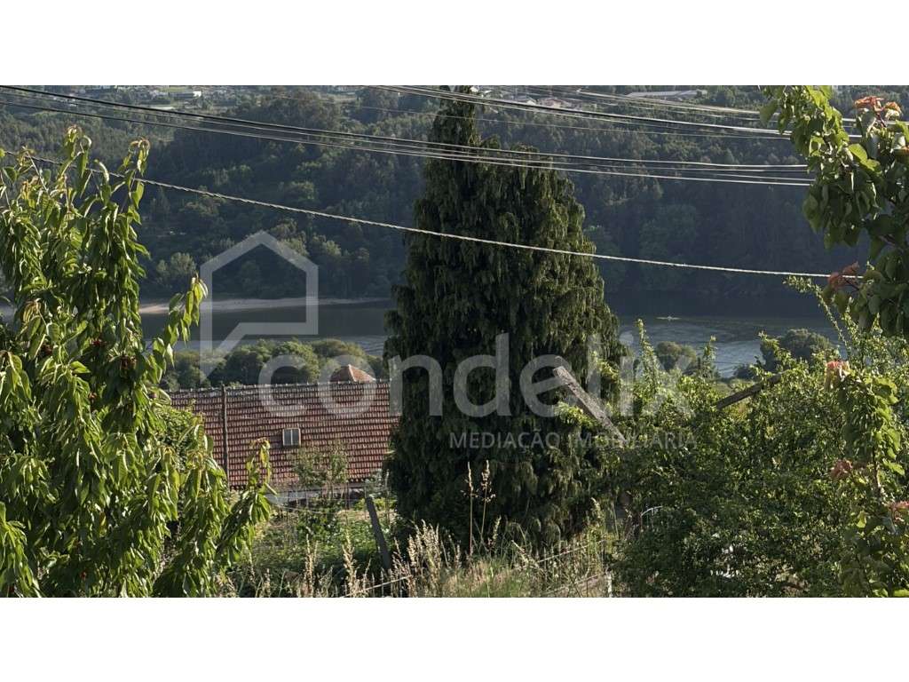 Terreno com Vista para o Rio e Projeto Aprovado com Piscina-13