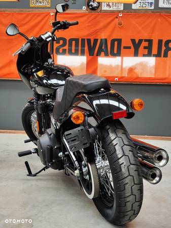 Harley-Davidson Softail Street Bob - 9