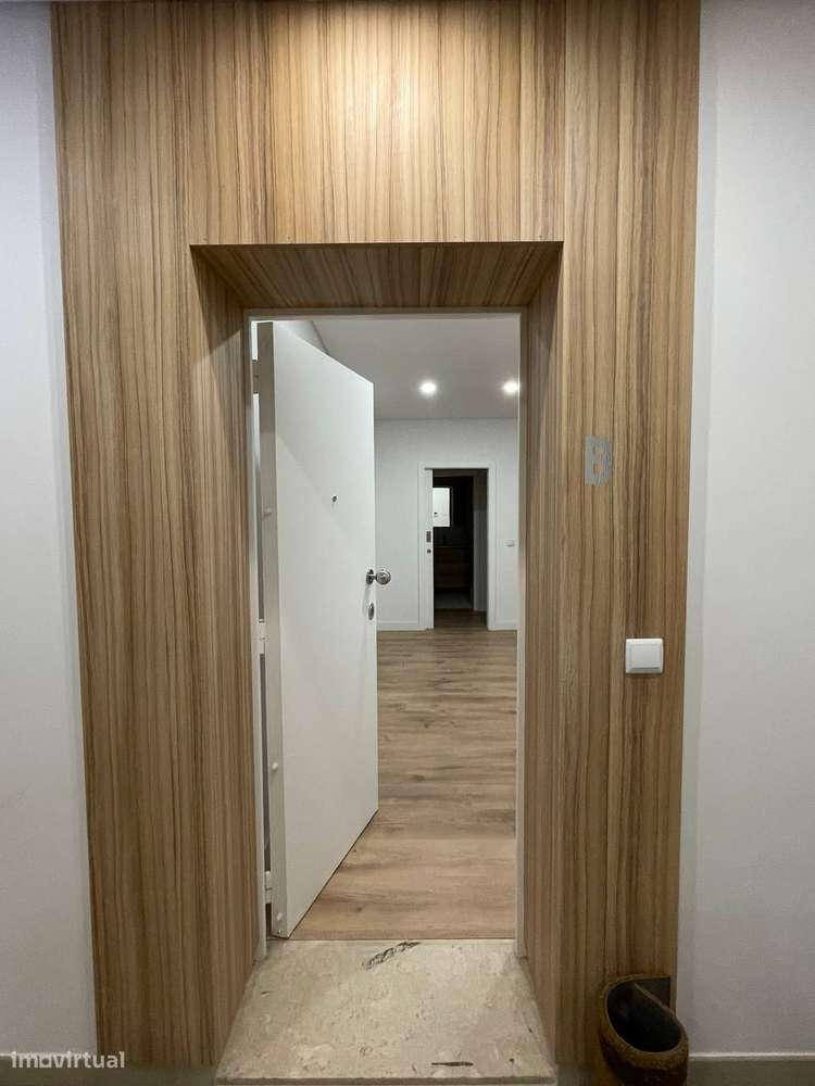 Viva perto do mar em Paço de Arcos: T3 novo com pátio e garagem-3