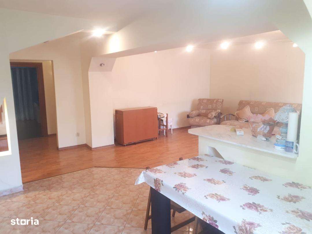 Apartament 3 camere ICFrimu et1/4 ,vedere pe 2 parti,gen S-uri - Imagine principală: 3/10