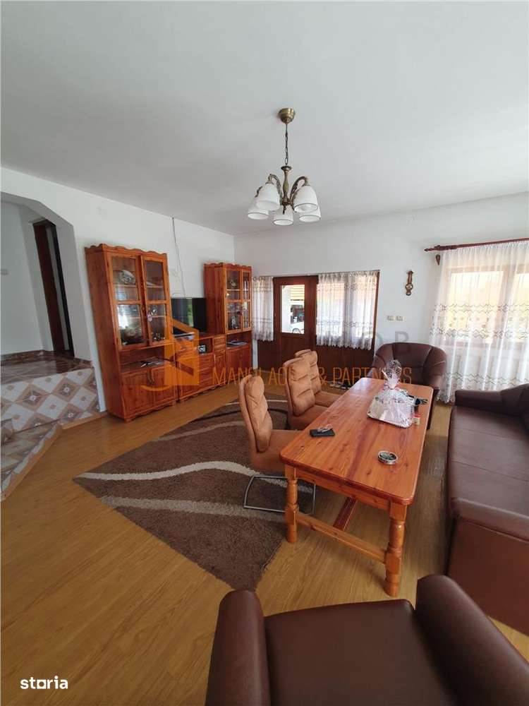 EXCLUSIVITATE! Casa cu teren zona Parscov - Imagine principală: 2/20