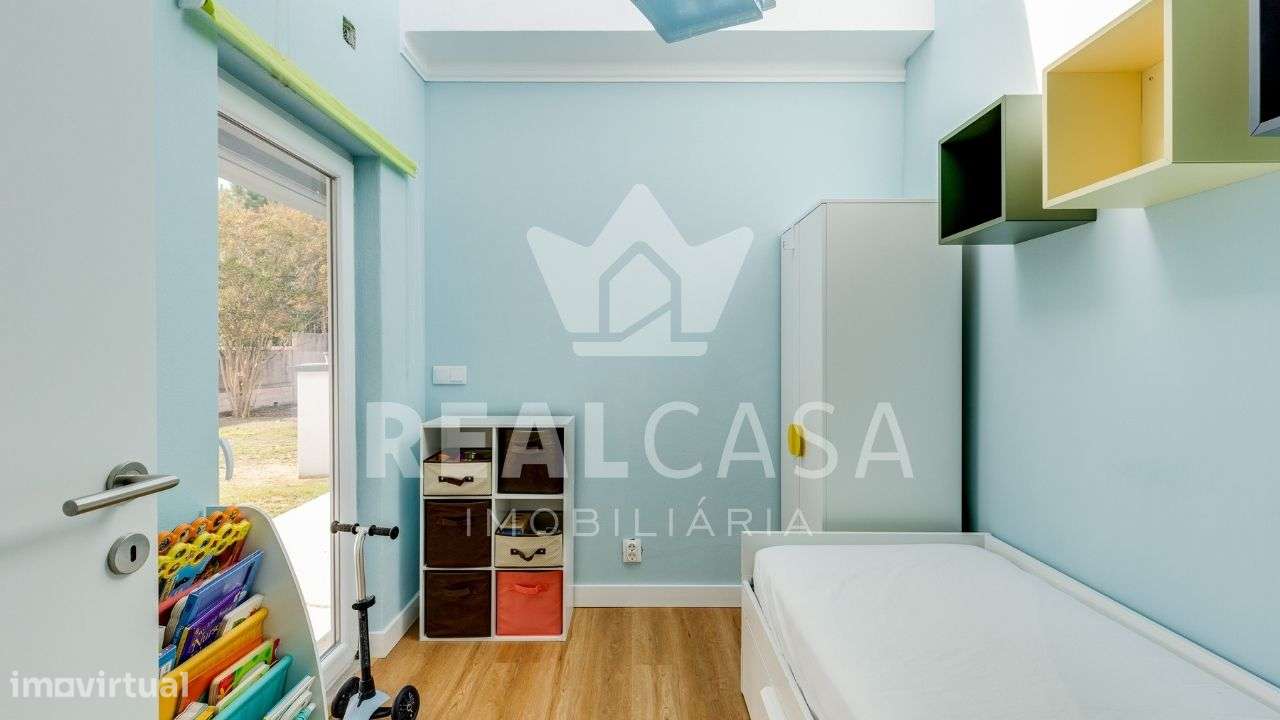 Moradia Térrea T5 em Marinha Grande-37