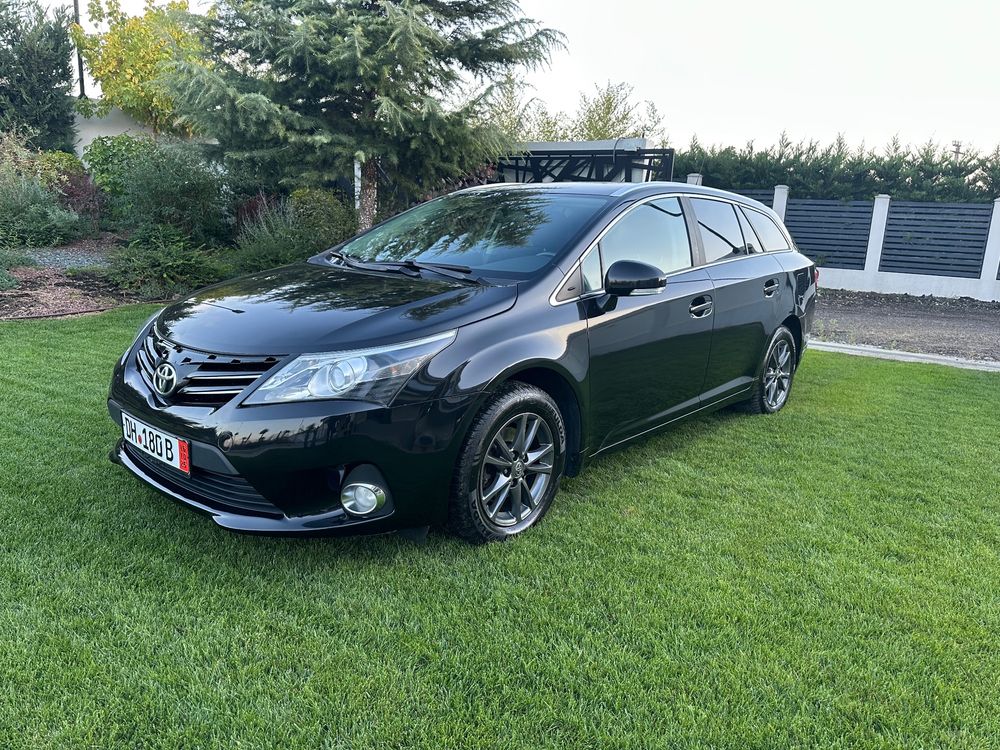 Toyota Avensis III [2009 - 2018] 2.0 D-4D Business Edition 2014