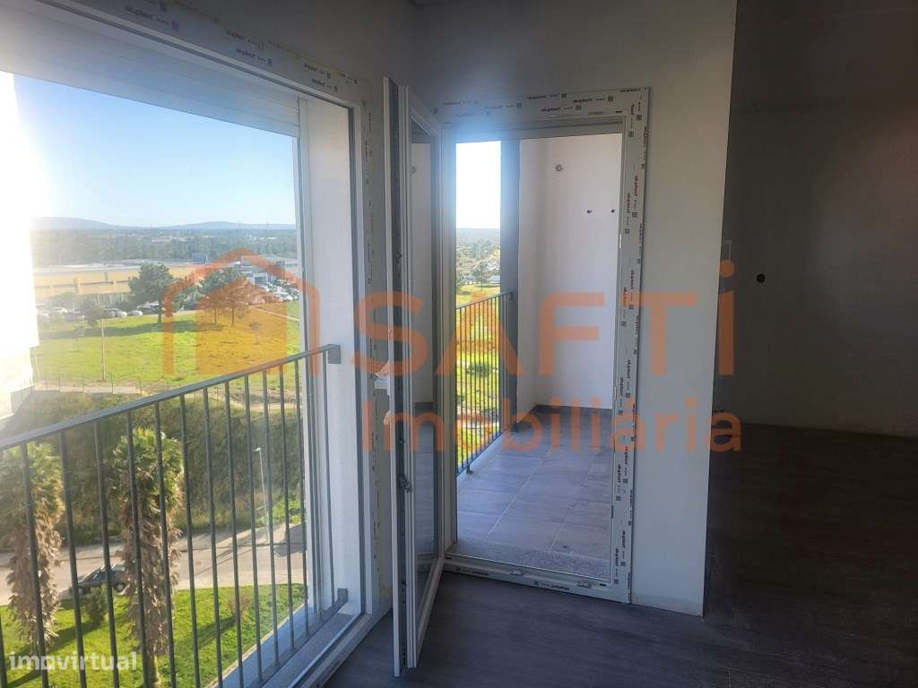 T3 com garagem em Corroios 3ºAndar - Grande imagem: 5/37