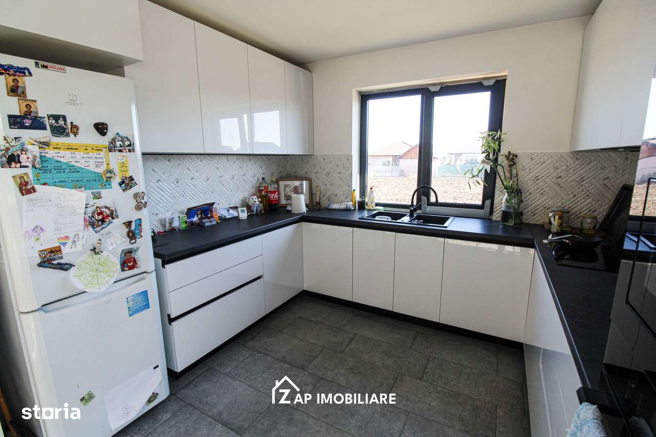 Casă 6 camere –195 mp utili –  P+M  Nazna – teren 644 mp-8