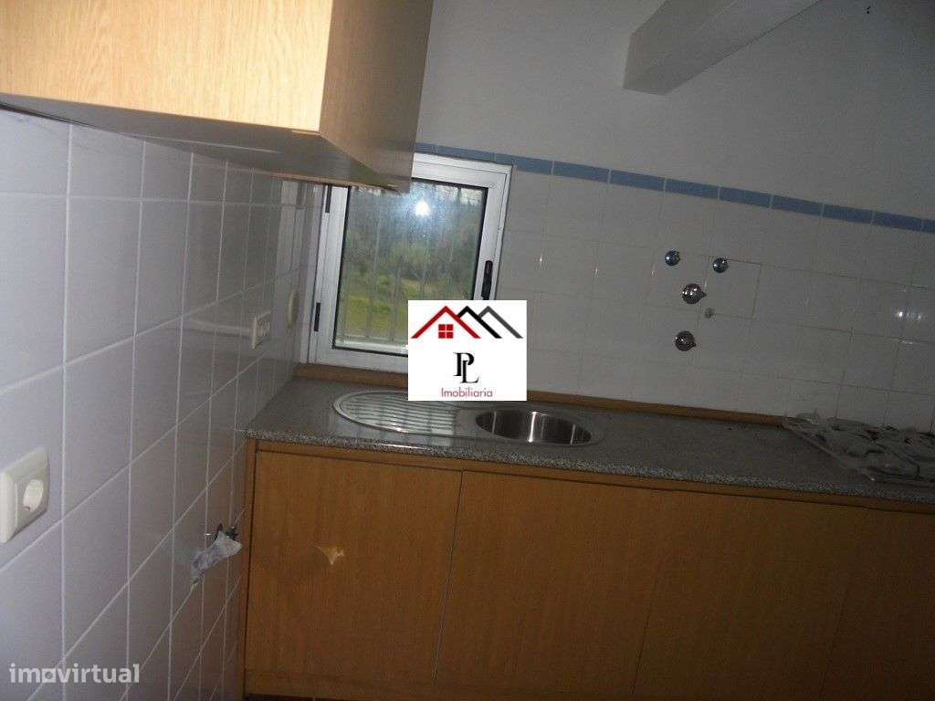 Prédio  em Poiares (V137PL) - Grande imagem: 4/30