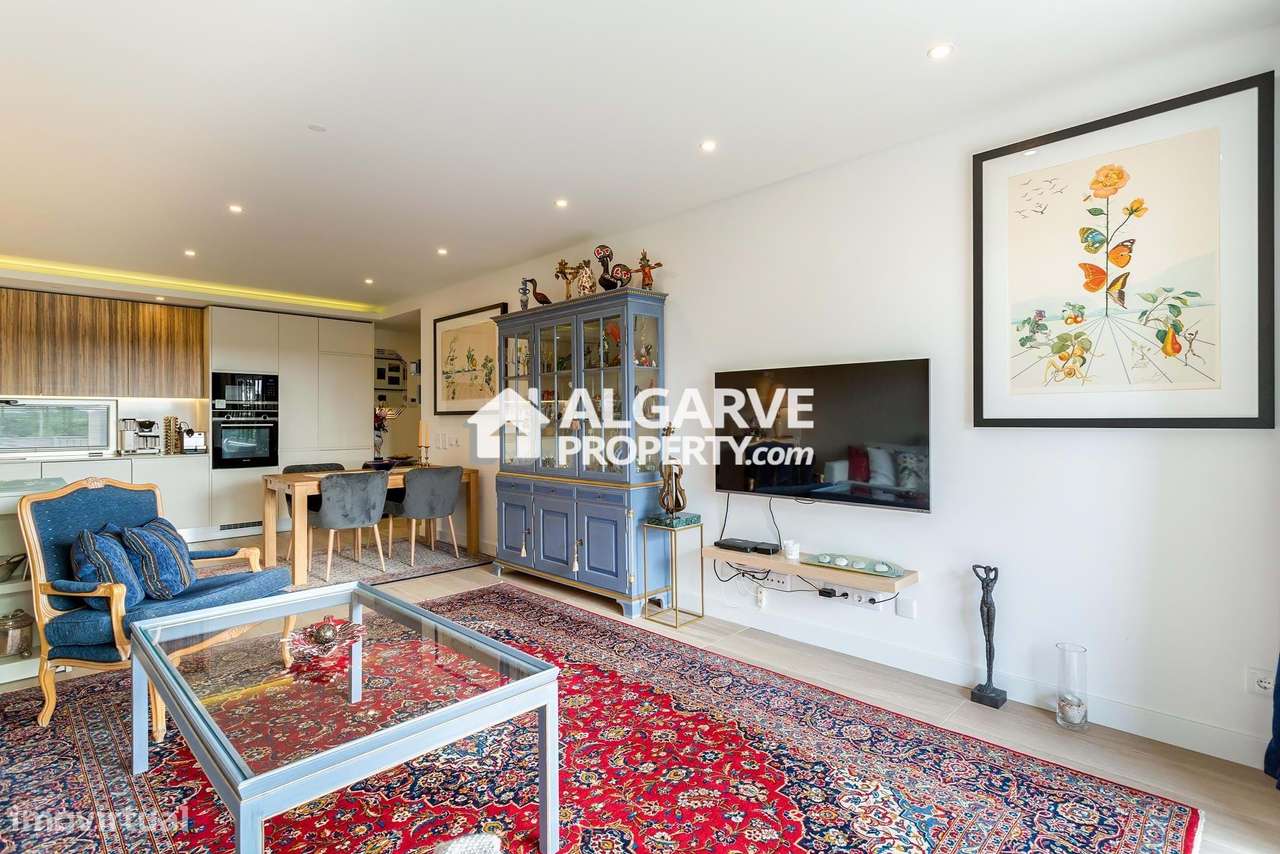 Excelente T2 Moderno com amplo terraço perto da Praia — Quarteira, Alg-13