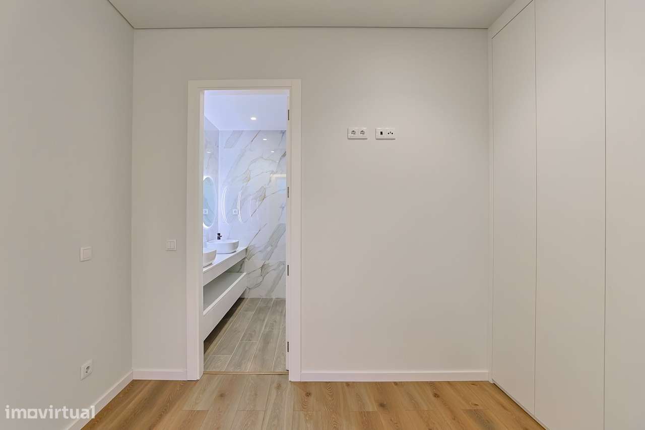 Apartamento T1+1, Braga, Braga, Braga (Maximinos, Sé e Cividade) - Grande imagem: 4/25