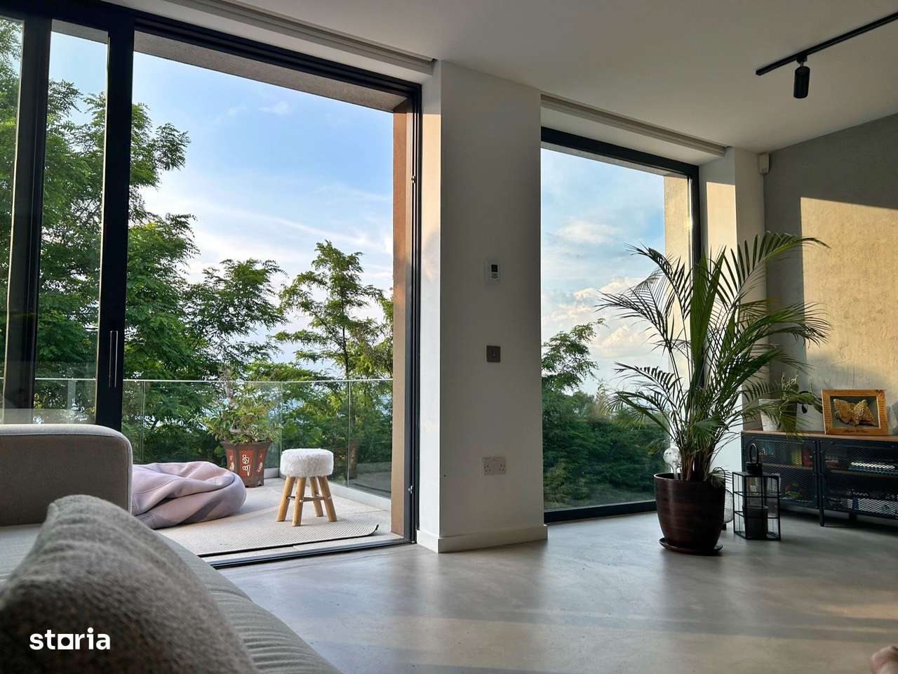 Casa individuala moderna cu 540 mp teren, priveliste spectaculoasa! - Imagine principală: 2/20