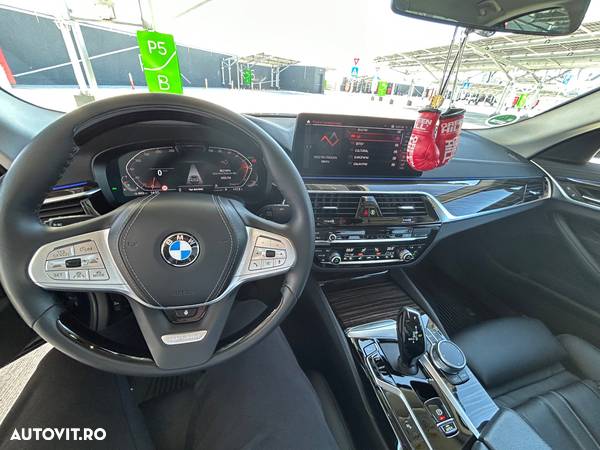 BMW Seria 5 - 27