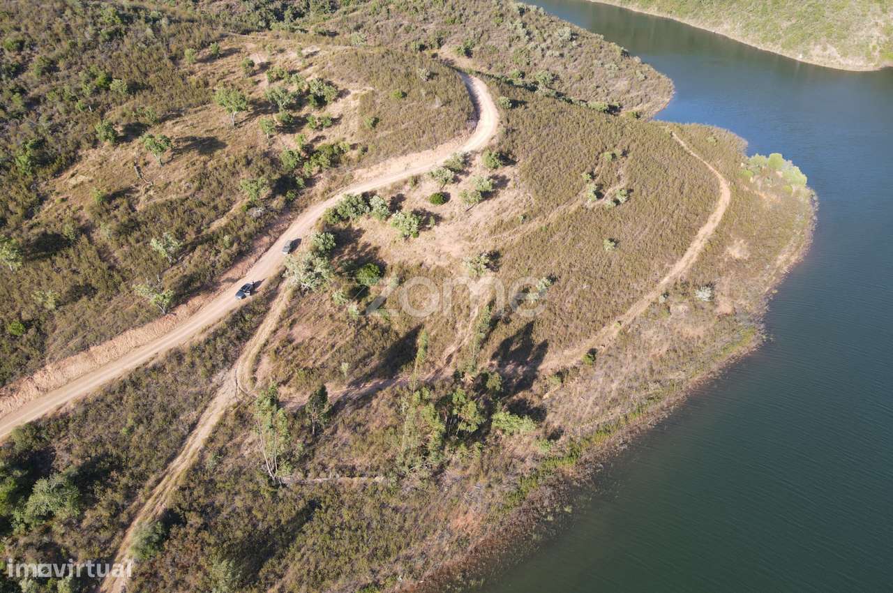 Terreno com 48 ha em Silves junto à barragem - Grande imagem: 5/22