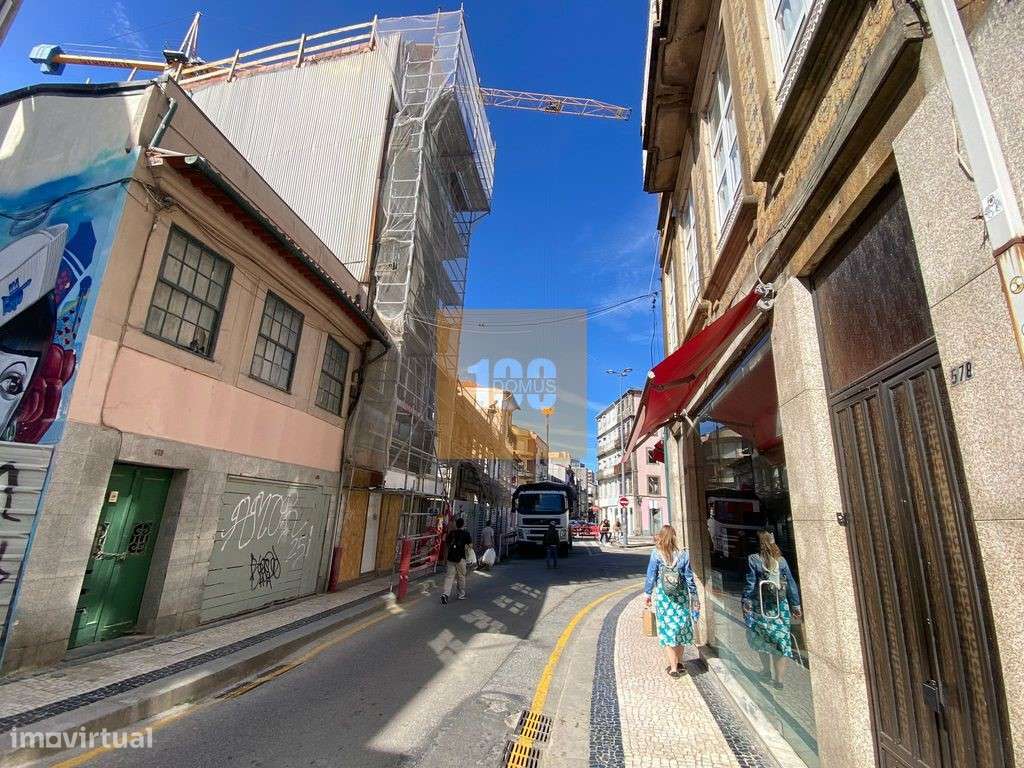 T2+1 com varanda em Cedofeita-20