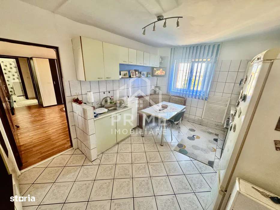Apartament 2 camere , 53mp , Zona - Cetate - Imagine principală: 5/8