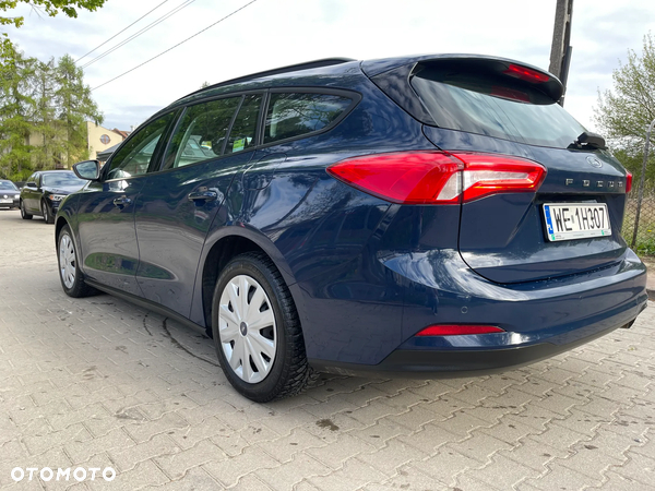 Ford Focus 1.0 EcoBoost Active Business - 6