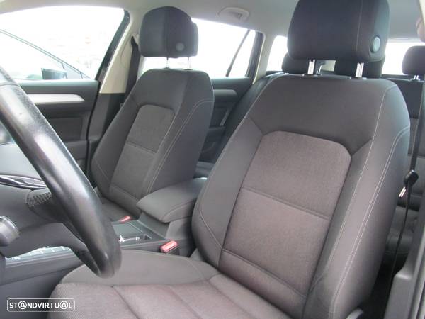 VW Passat Variant 1.6 TDI Confortline DSG - 5