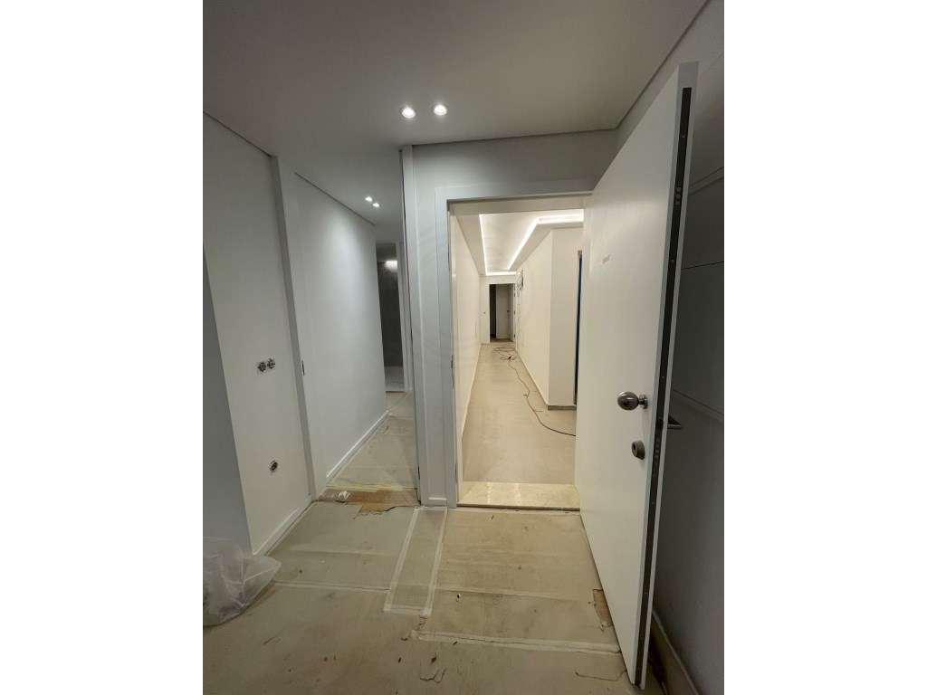 Apartamento T1 com Garagem em Vila Nova de Gaia-13