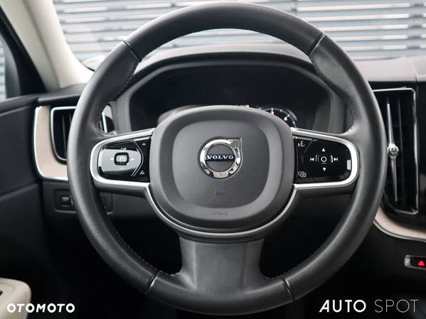 Volvo XC 60 B4 D AWD Inscription - 19