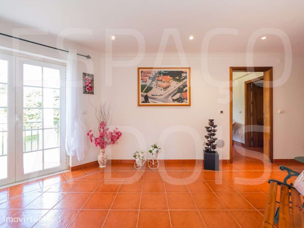 DESLUMBRANTE! INDEPENDENTE (isolada). Excelente qualidade de constr...-27