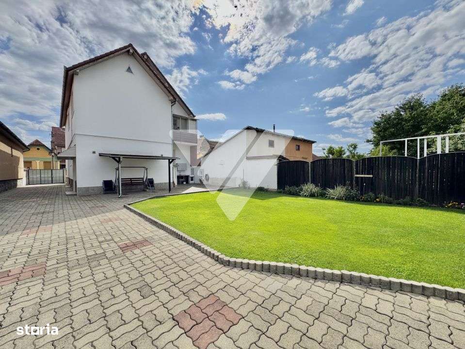 Apartament la casa – 4 camere + demisol util + curte si garaj Sibiu - Imagine principală: 5/15