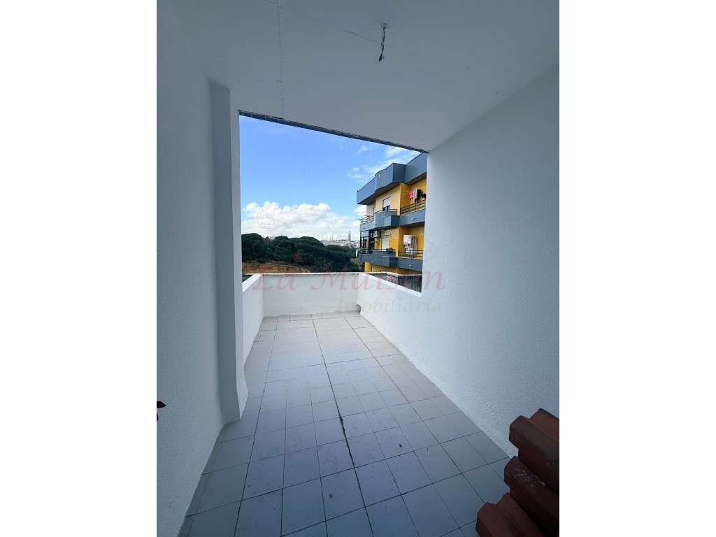 Apartamento T3 em Feijó-27