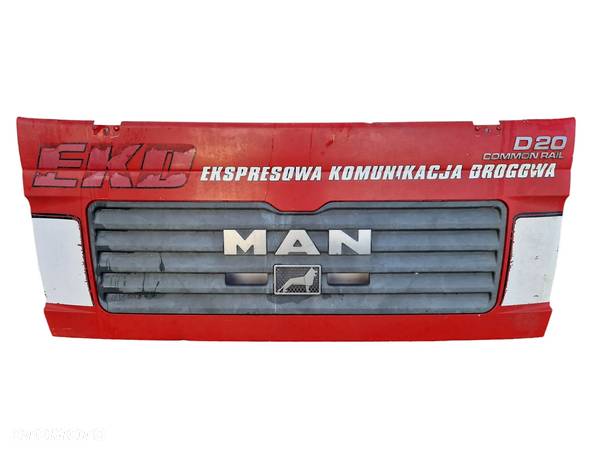 MASKA ATRAPA GRILL MAN TGA TGL TGM 8161110063 - 1